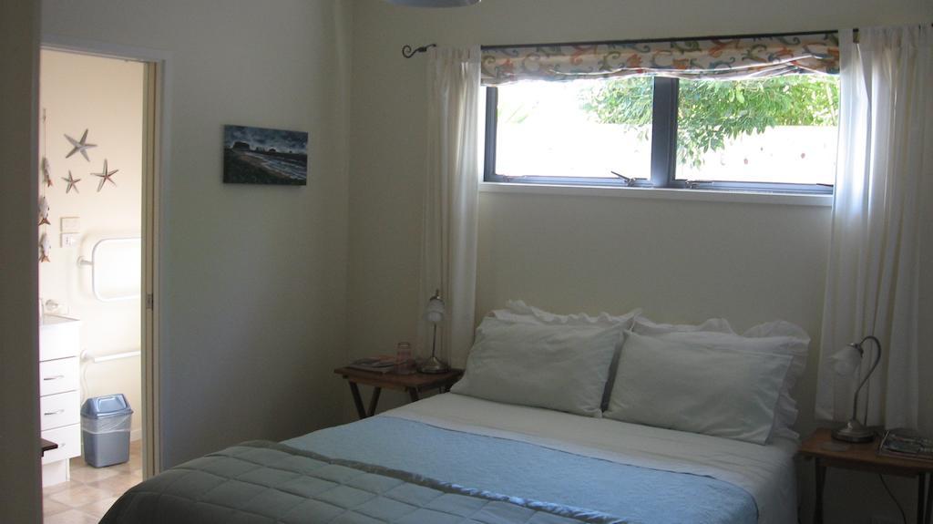 Kotuku Bed & Breakfast Whangamata Bilik gambar