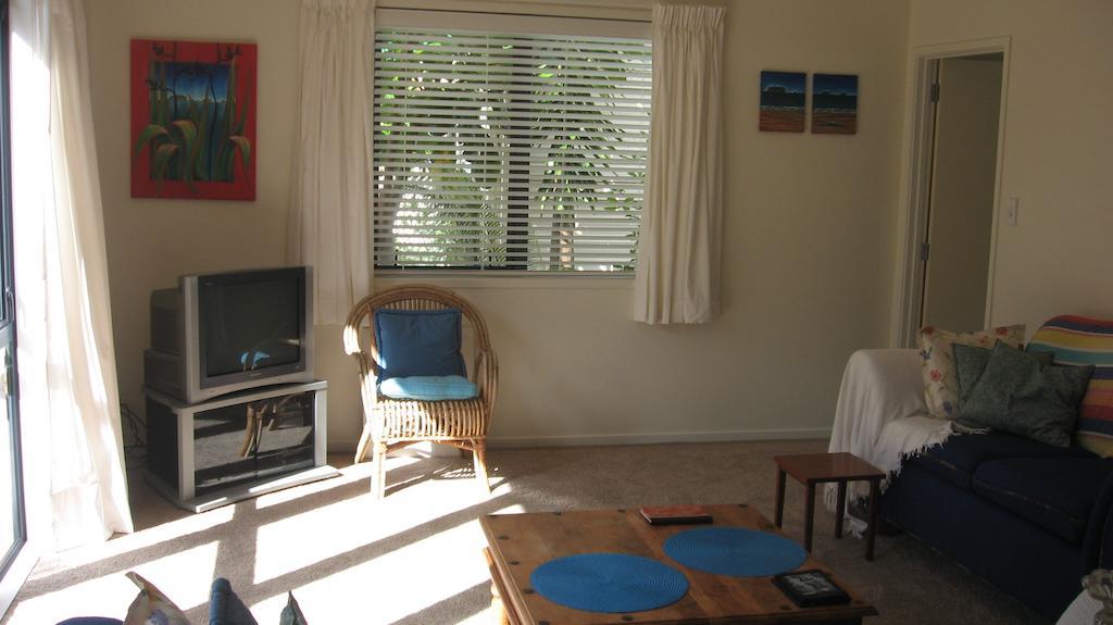 Kotuku Bed & Breakfast Whangamata Bilik gambar